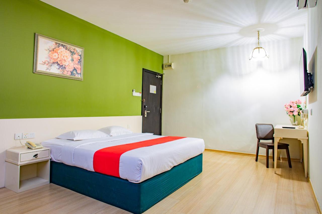 Hotel 101 Permas Jaya Johor Bahru Zewnętrze zdjęcie