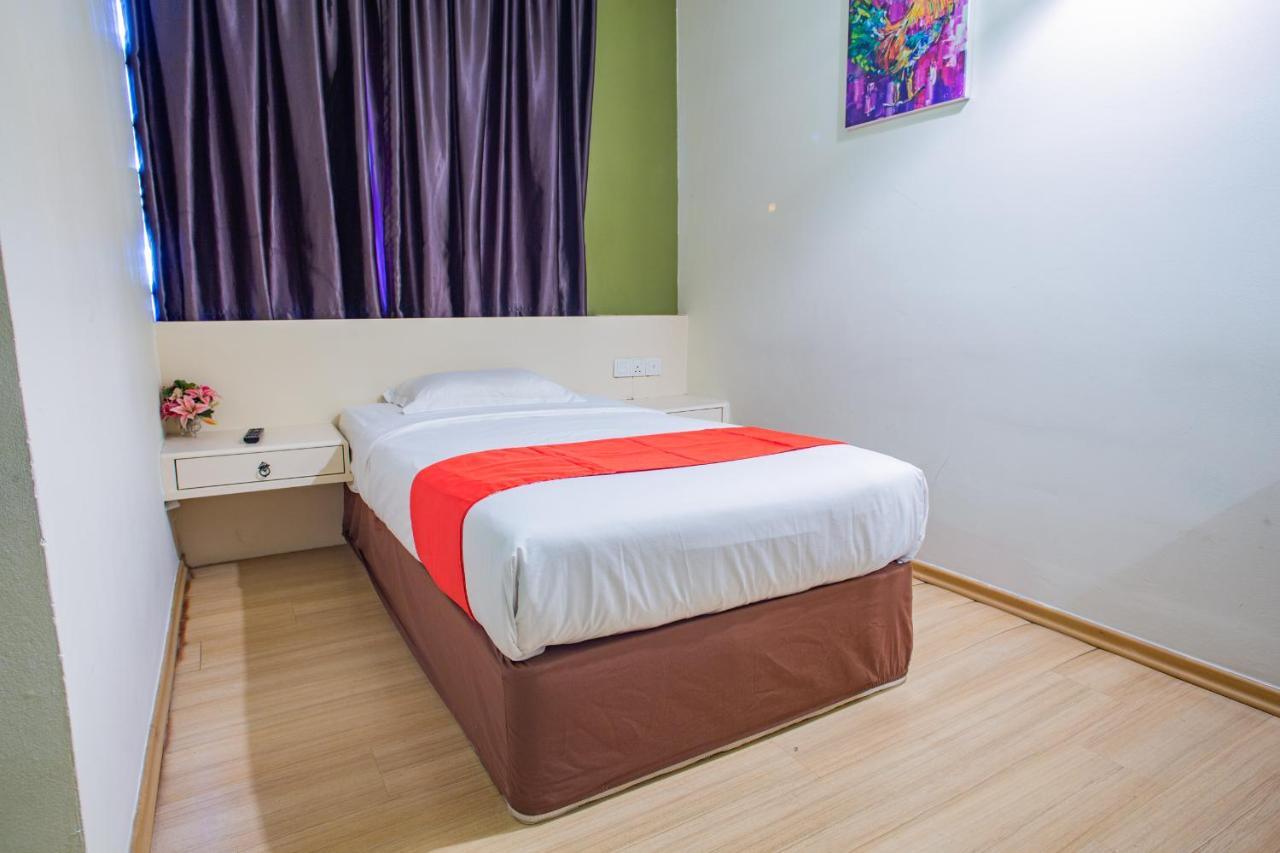 Hotel 101 Permas Jaya Johor Bahru Zewnętrze zdjęcie