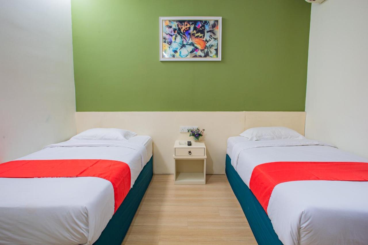 Hotel 101 Permas Jaya Johor Bahru Zewnętrze zdjęcie