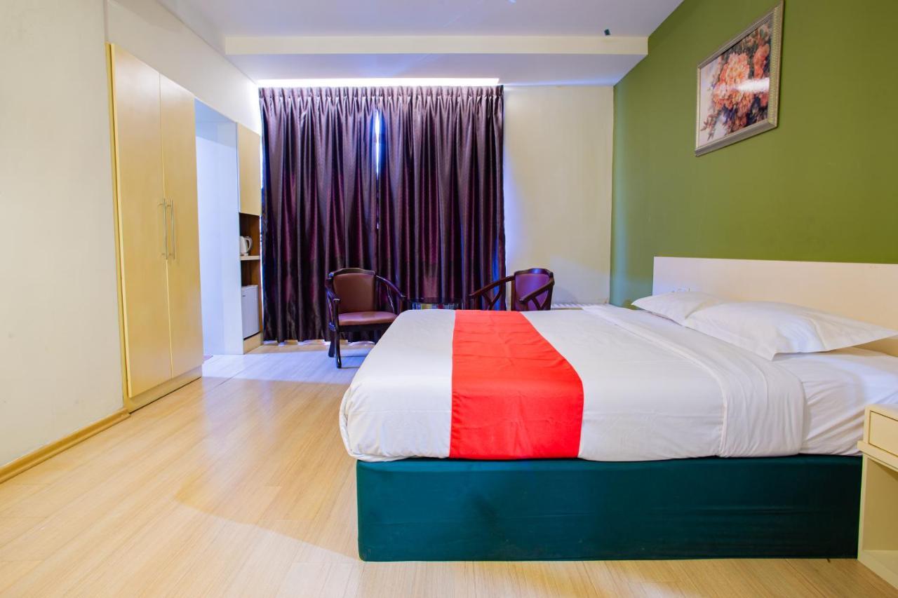 Hotel 101 Permas Jaya Johor Bahru Zewnętrze zdjęcie