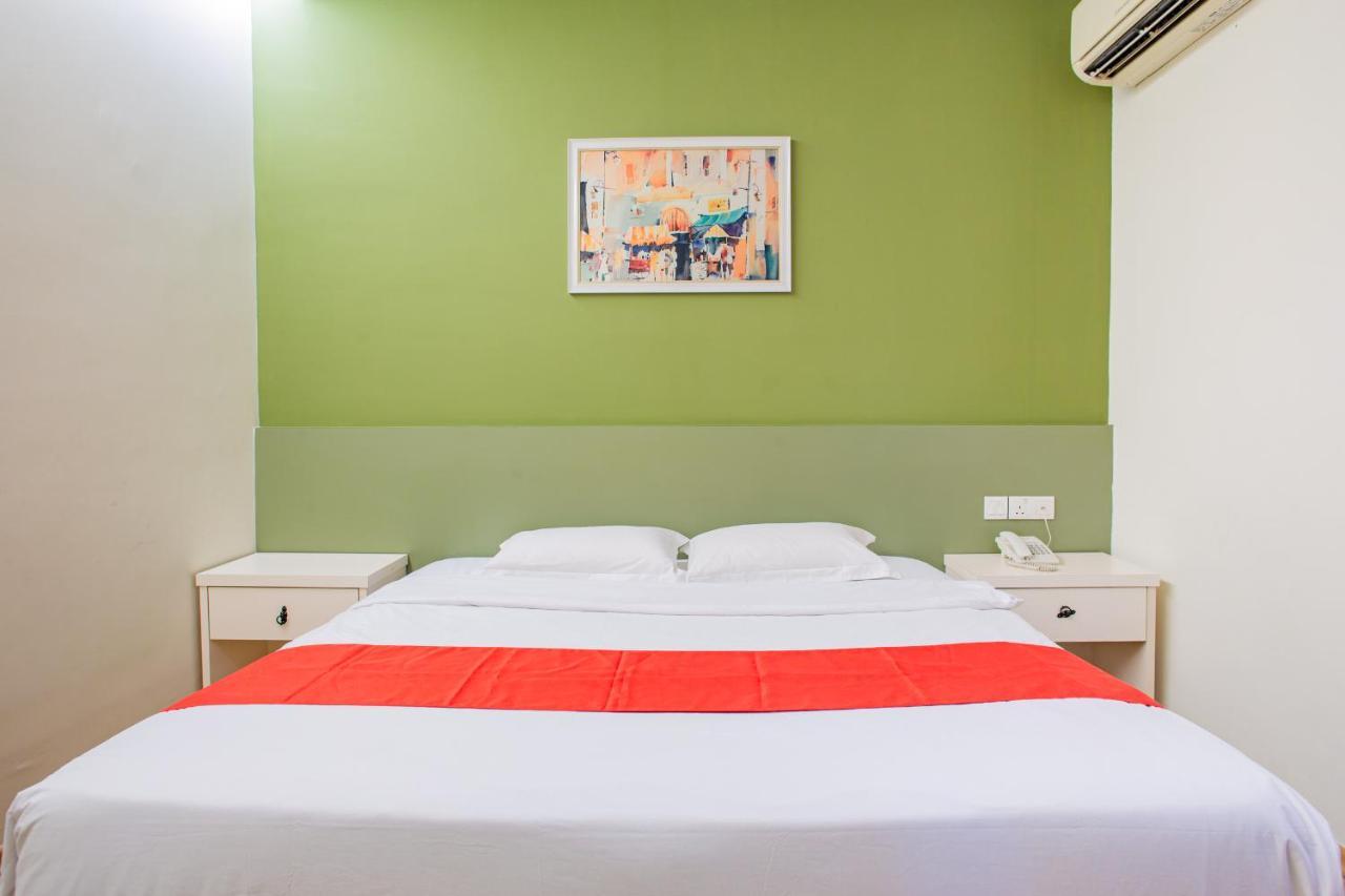 Hotel 101 Permas Jaya Johor Bahru Zewnętrze zdjęcie