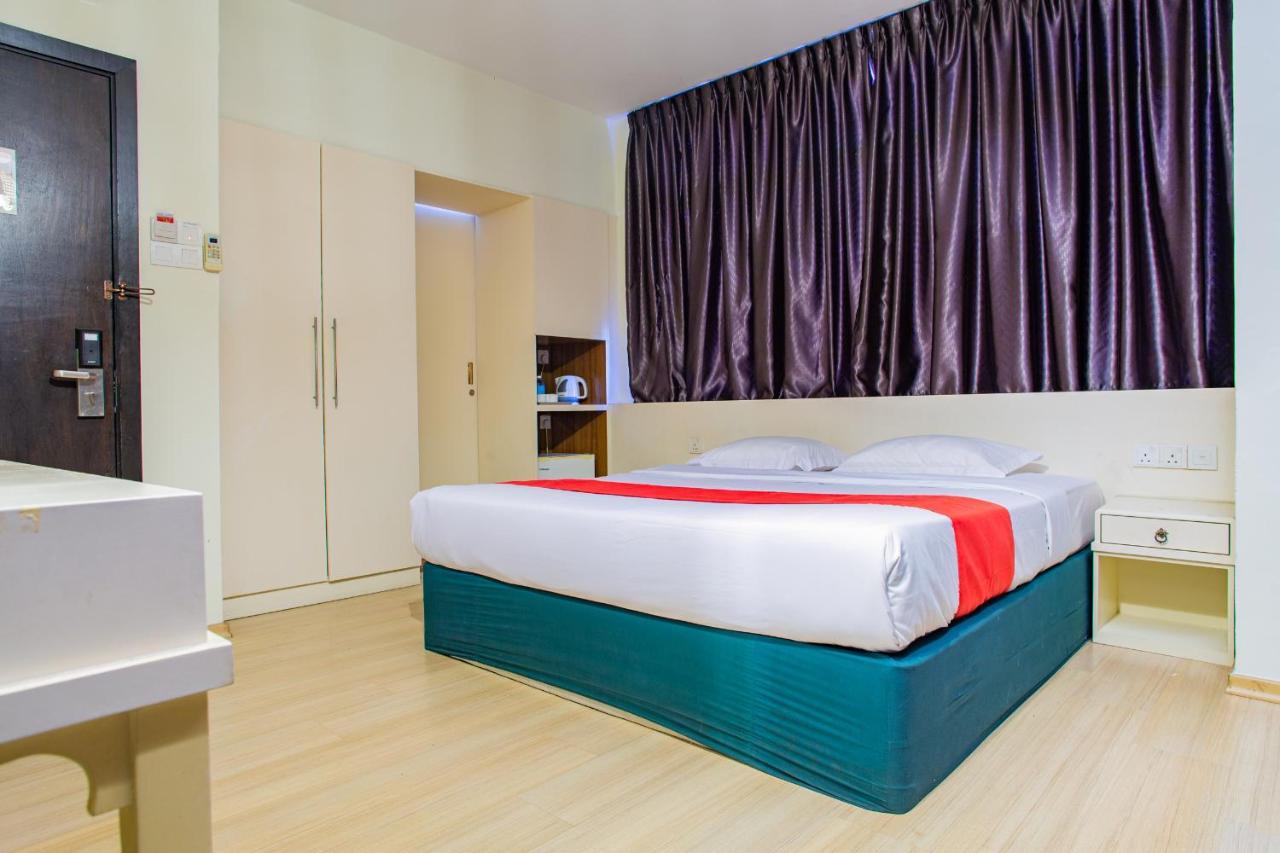 Hotel 101 Permas Jaya Johor Bahru Zewnętrze zdjęcie